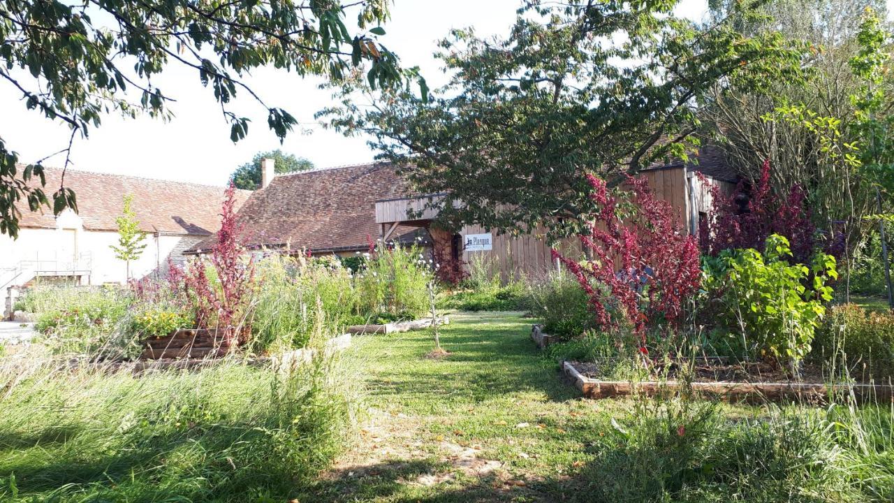 Отель La Planque En Perche Bellou-le-Trichard Экстерьер фото